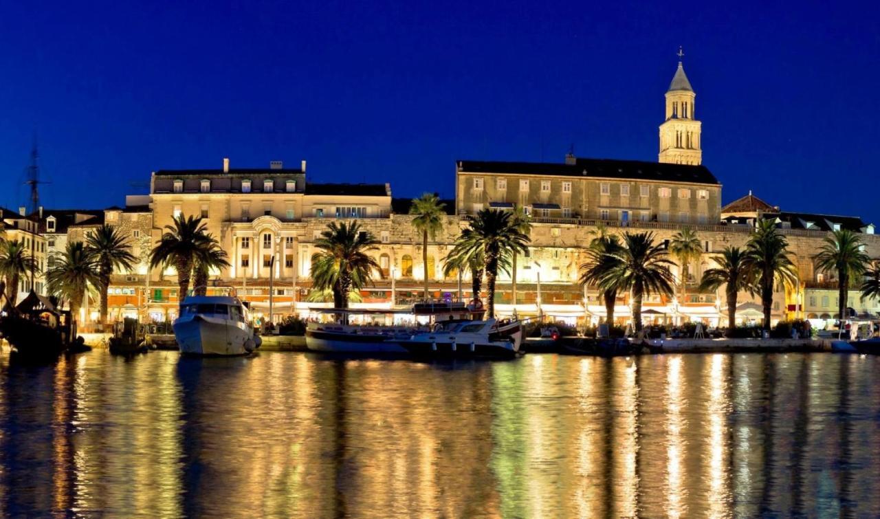 Luxury Rooms Ana In The Heart Of Split Exterior foto
